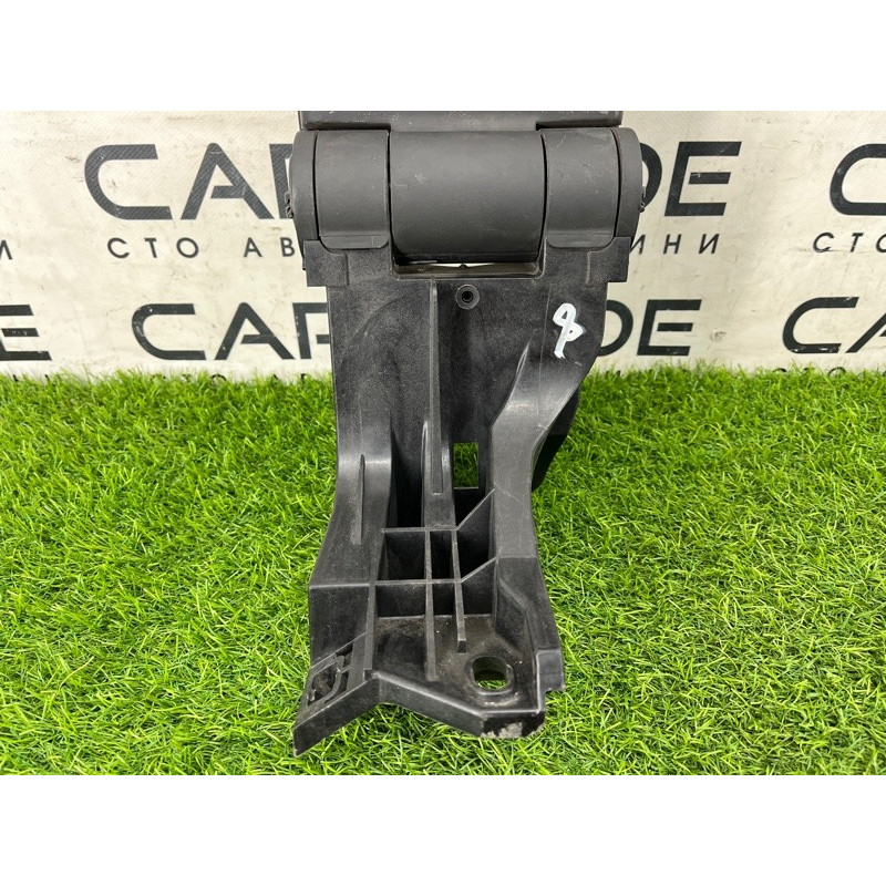 Подлокотник (салон) BMW 3-series E46 1998 M43b18 51168213678