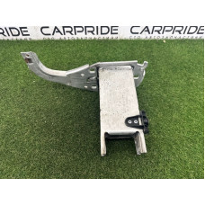 Кронштейн усилителя бампера