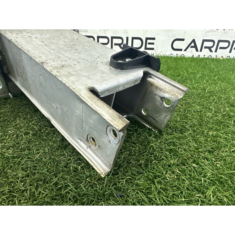 Кронштейн усилителя бампера (стекла и зеркала) AUDI A7 4G 2012 3.0 CGXB 4G0807133F