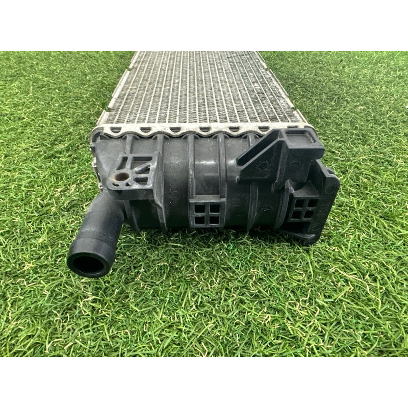 Радиатор охлаждения дополнительный (система охлаждения) AUDI A7 4G 2012 3.0 CGXB 8K0145804E