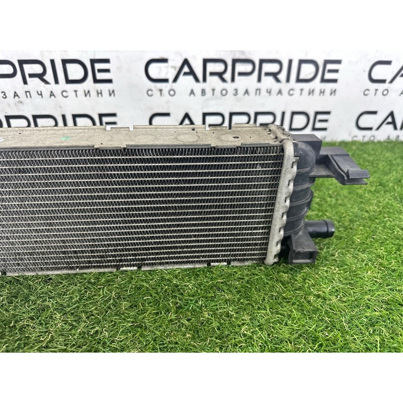 Радиатор охлаждения дополнительный (система охлаждения) AUDI A7 4G 2012 3.0 CGXB 8K0145804E