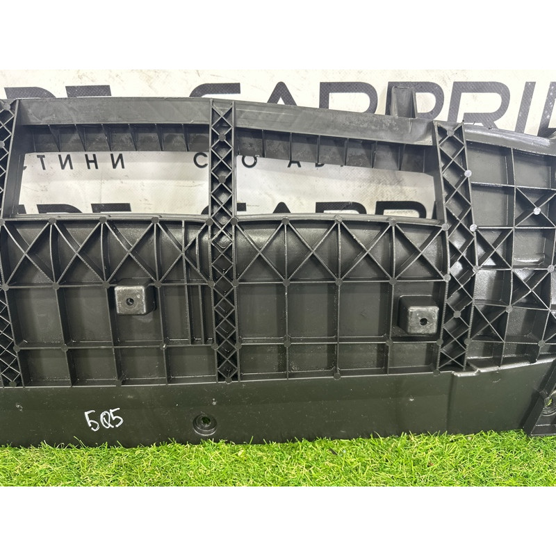 Защита бампера (кузов и элементы) AUDI Q5 8R 2012 2.0 CAEB 8R0807233