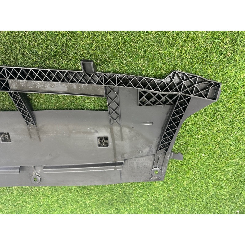 Защита бампера (кузов и элементы) AUDI Q5 8R 2012 2.0 CAEB 8R0807233