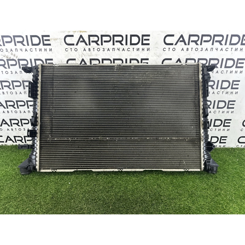 Радиатор охлаждения (система охлаждения) AUDI A7 4G 2012 3.0 CGXB 8K0121251H