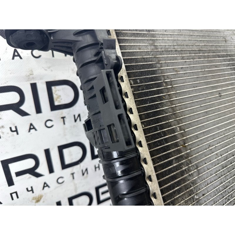 Радиатор охлаждения (система охлаждения) AUDI A7 4G 2012 3.0 CGXB 8K0121251H