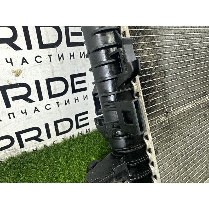 Радиатор охлаждения (система охлаждения) AUDI A7 4G 2012 3.0 CGXB 8K0121251H