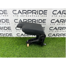 Подлокотник