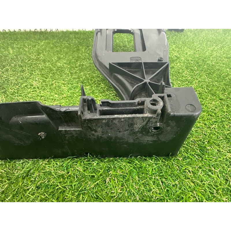 Телевизор (передняя часть кузова) (наружные элементы кузова) AUDI Q5 8R 2012 2.0 CAEB 8R0805594B