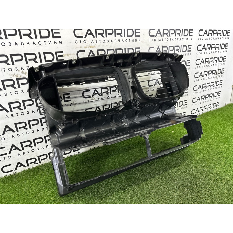 Диффузор радиатора (кузов и элементы) BMW 7-series F01 2011 3.0 N54 51747183854