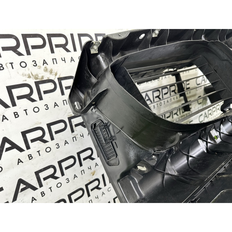 Диффузор радиатора (кузов и элементы) BMW 7-series F01 2011 3.0 N54 51747183854