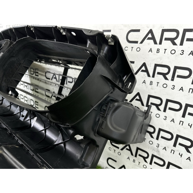 Диффузор радиатора (кузов и элементы) BMW 7-series F01 2011 3.0 N54 51747183854