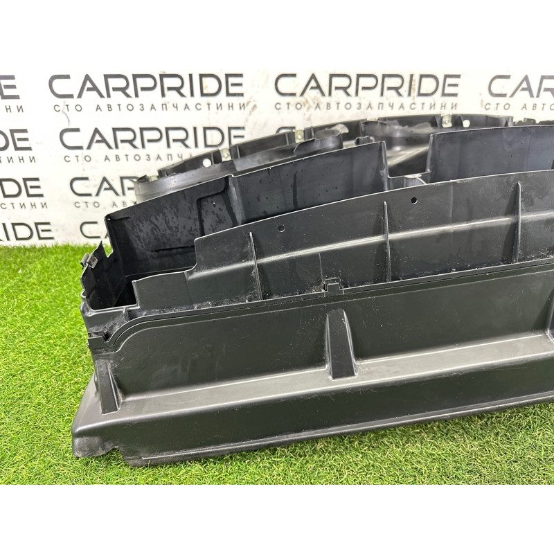 Диффузор радиатора (кузов и элементы) BMW 7-series F01 2011 3.0 N54 51747183854