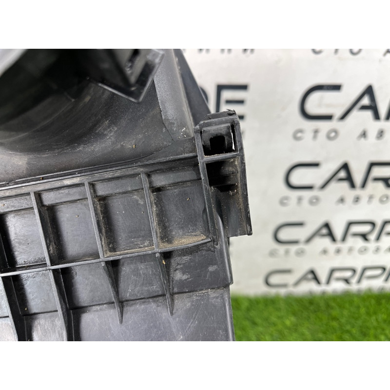 Корпус воздушного фильтра (впускная система) BMW 7-series E65 N62B44 13 71 7 501 198