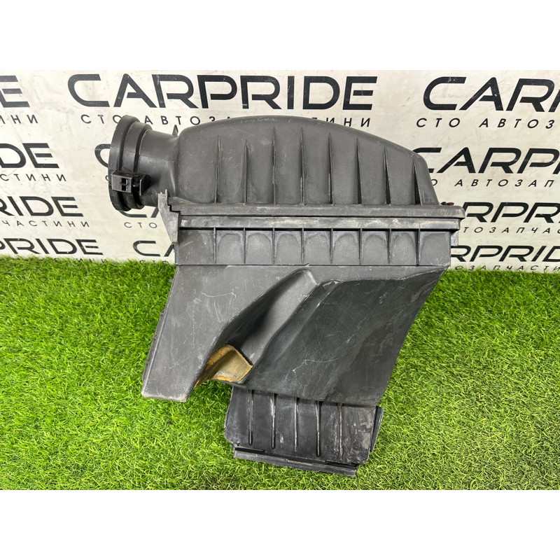 Корпус воздушного фильтра (впускная система) BMW 7-series E65 N62B44 13 71 7 501 198