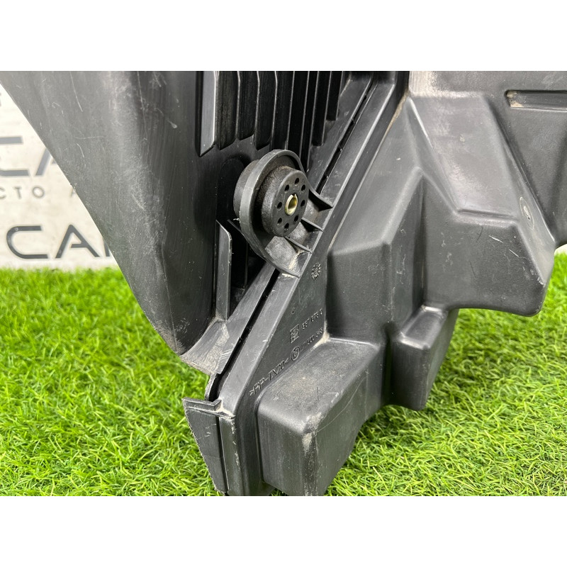 Корпус воздушного фильтра (впускная система) BMW 7-series E65 N62B44 13 71 7 501 198