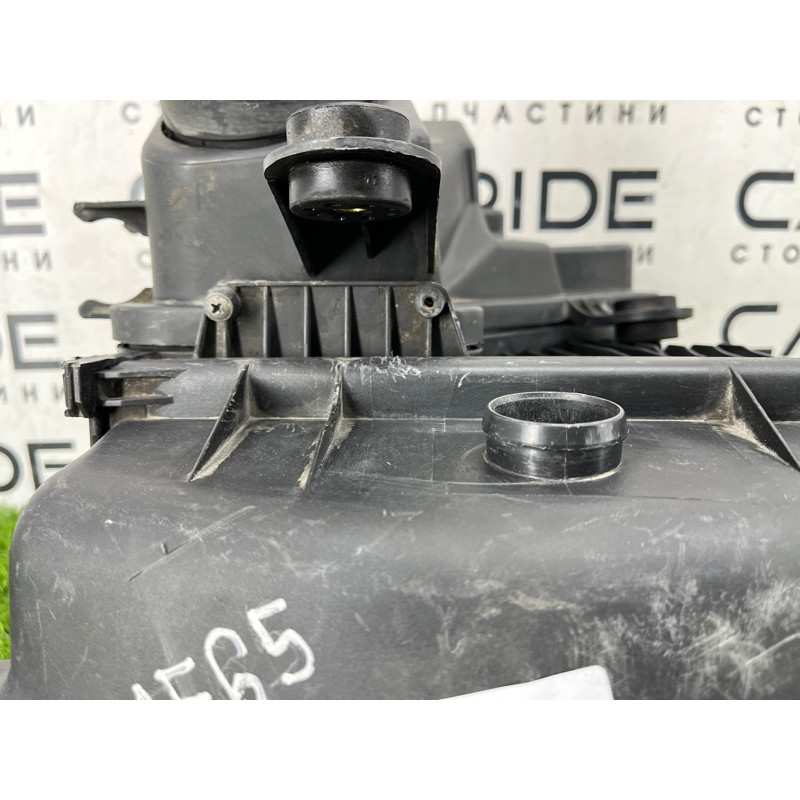 Корпус воздушного фильтра (впускная система) BMW 7-series E65 N62B44 13 71 7 501 198