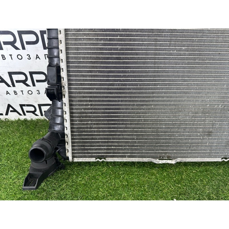 Радиатор охлаждения (система охлаждения) AUDI Q5 8R 2012 2.0 CAEB 8K0121251AJ