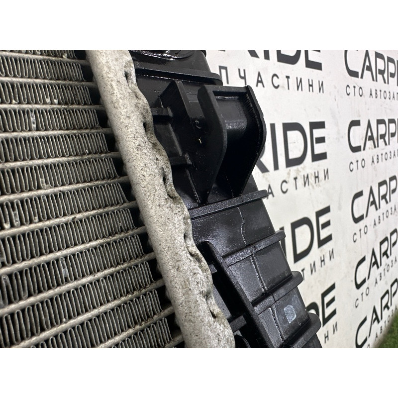 Радиатор охлаждения (система охлаждения) AUDI Q5 8R 2012 2.0 CAEB 8K0121251AJ