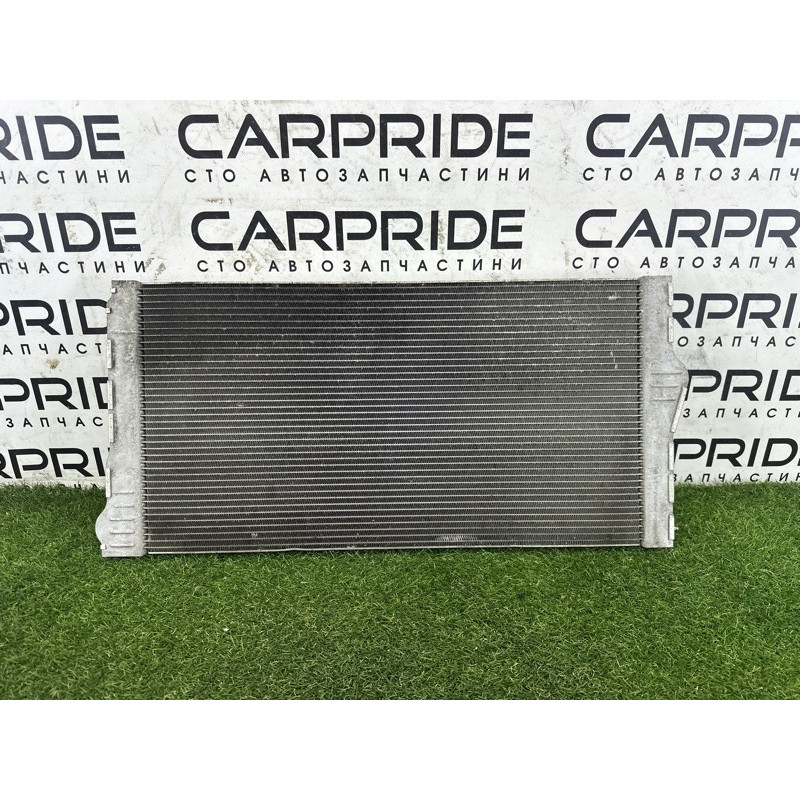 Радиатор охлаждения (система охлаждения) BMW 7-series F01 2011 3.0 N54 17118615426