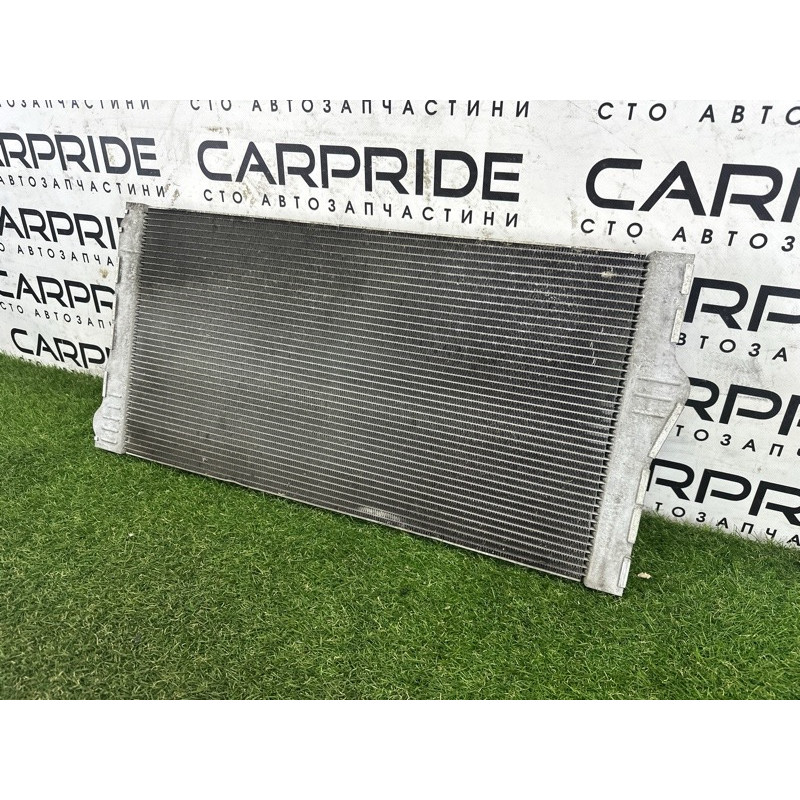 Радиатор охлаждения (система охлаждения) BMW 7-series F01 2011 3.0 N54 17118615426