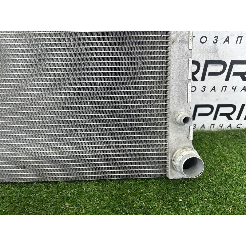 Радиатор охлаждения (система охлаждения) BMW 7-series F01 2011 3.0 N54 17118615426