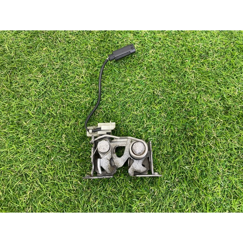 Замок капота (кузов и элементы) BMW X3 F25 2013 3.0 N55B30 51237336582