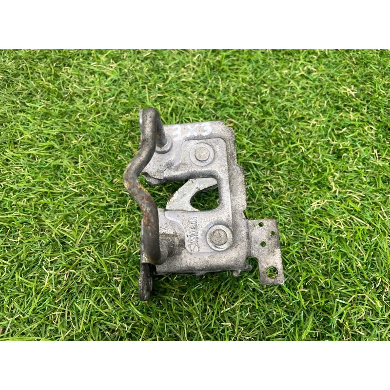 Замок капота (кузов и элементы) BMW X3 F25 2013 3.0 N55B30 51237224883