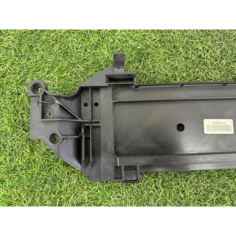 Рамка радиатора (кузов и элементы) BMW 7-series F01 2011 3.0 N54 17517804619