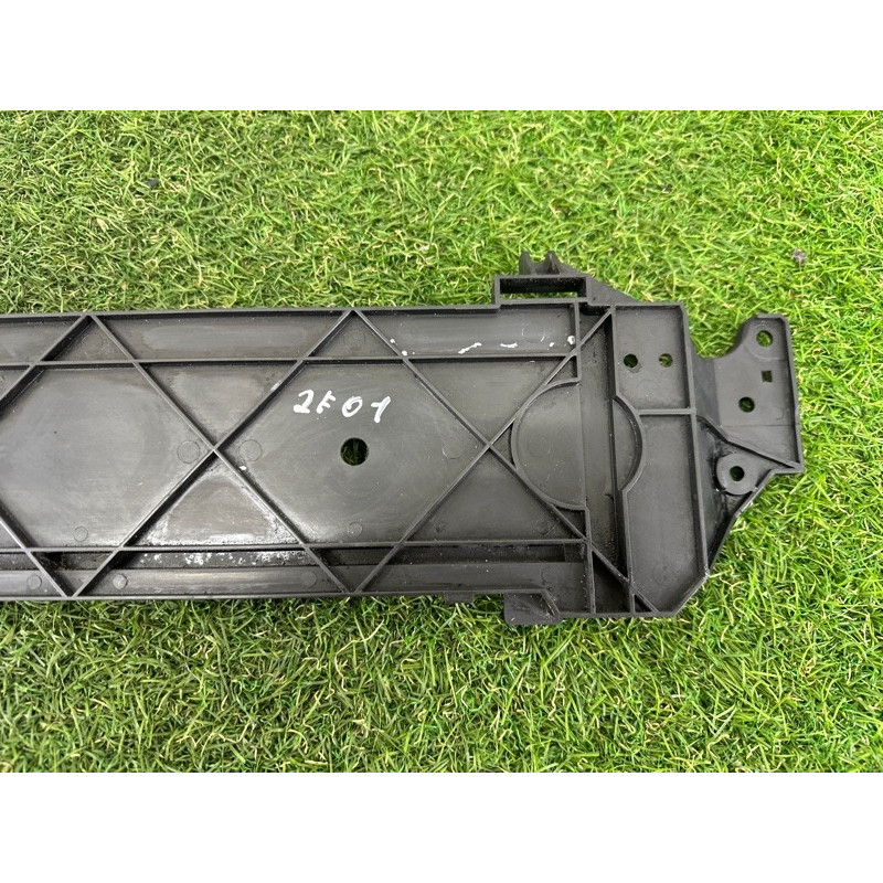 Рамка радиатора (кузов и элементы) BMW 7-series F01 2011 3.0 N54 17517804619