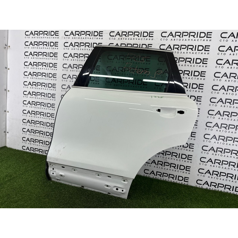 Дверь (наружные элементы кузова) Volkswagen Touareg NF 2015 3.6 CGRA 7P0833055