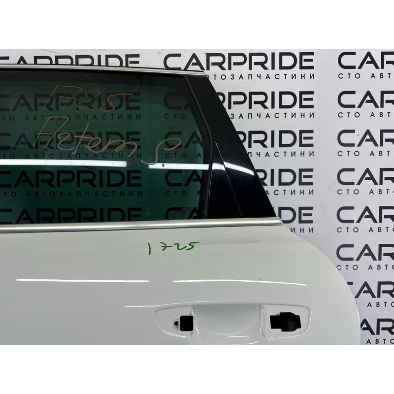 Дверь (наружные элементы кузова) Volkswagen Touareg NF 2015 3.6 CGRA 7P0833055