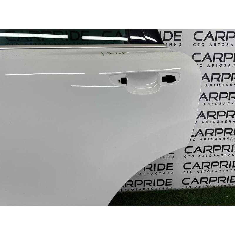 Дверь (наружные элементы кузова) Volkswagen Touareg NF 2015 3.6 CGRA 7P0833055