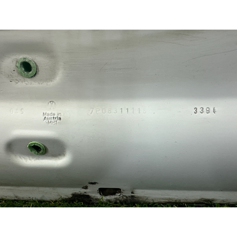 Дверь (наружные элементы кузова) Volkswagen Touareg NF 2015 3.6 CGRA 7P0831055