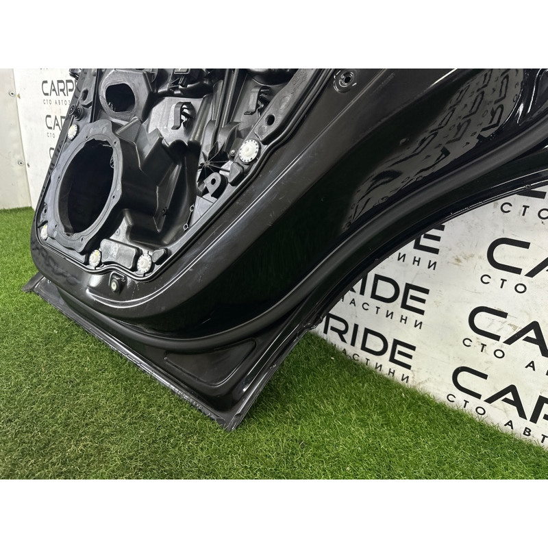 Дверь (наружные элементы кузова) Volkswagen Touareg NF 2015 3.6 CGRA 7P0833056