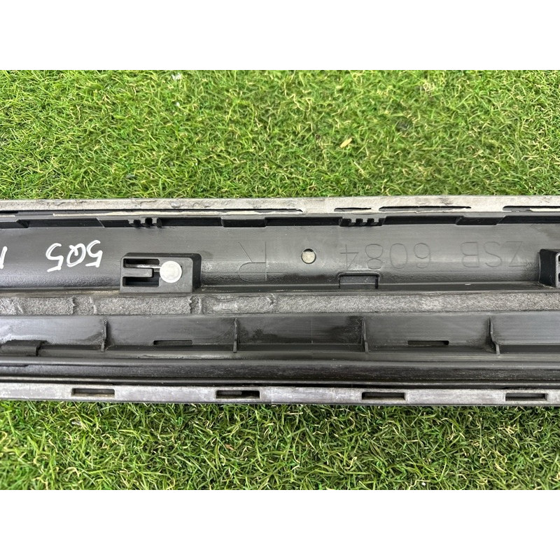 Накладка двері зовнішня (кузов і елементи) AUDI Q5 8R 2012 2.0 CAEB 8R0853960EGRU