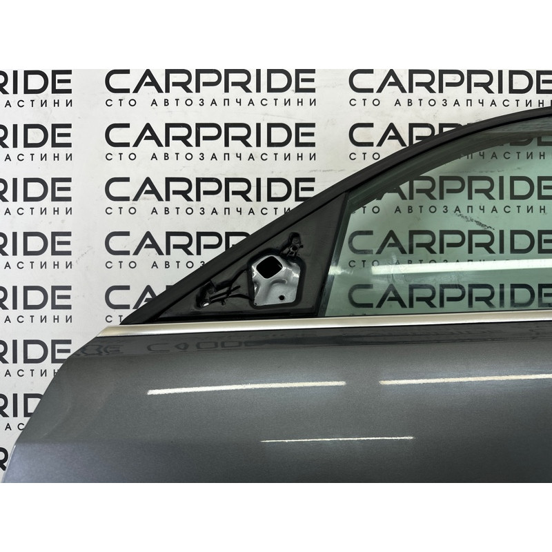 Дверь (наружные элементы кузова) AUDI Q5 8R 2012 2.0 CAEB 8R0831051E