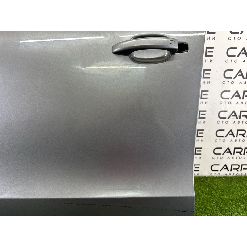 Дверь (наружные элементы кузова) AUDI Q5 8R 2012 2.0 CAEB 8R0831051E