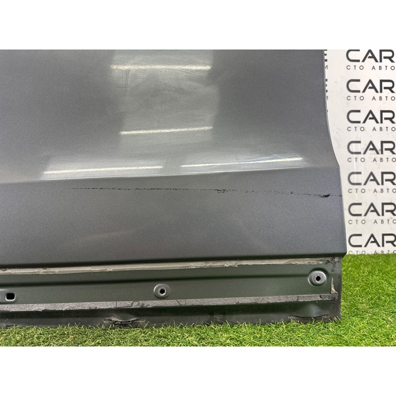 Дверь (наружные элементы кузова) AUDI Q5 8R 2012 2.0 CAEB 8R0831051E