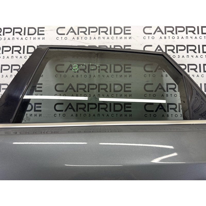 Дверь (наружные элементы кузова) AUDI Q5 8R 2012 2.0 CAEB 8R0833051B