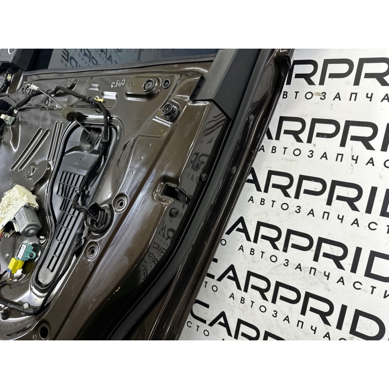 Дверь (наружные элементы кузова) AUDI Q5 8R 2012 2.0 CAEB 8R0831052E