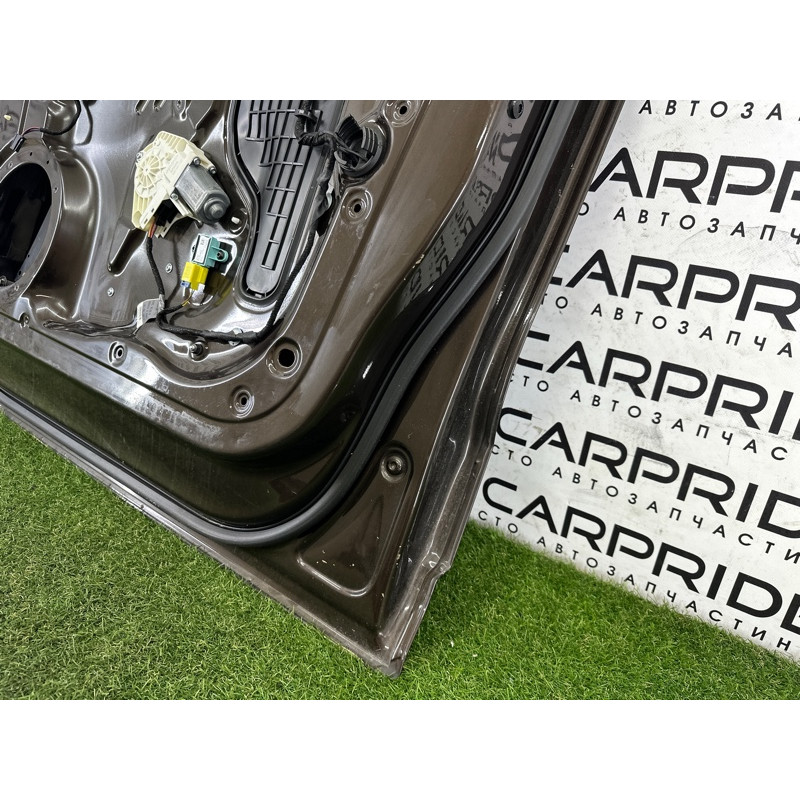 Дверь (наружные элементы кузова) AUDI Q5 8R 2012 2.0 CAEB 8R0831052E