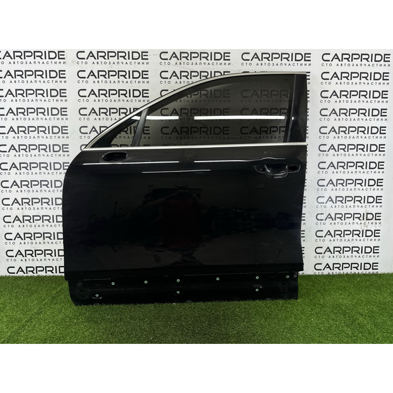 Дверь (наружные элементы кузова) Volkswagen Touareg NF 2015 3.6 CGRA 7P0831055