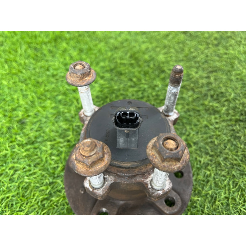 Ступица (подвеска) Opel Vectra C 2005 2.2 SE 24421906