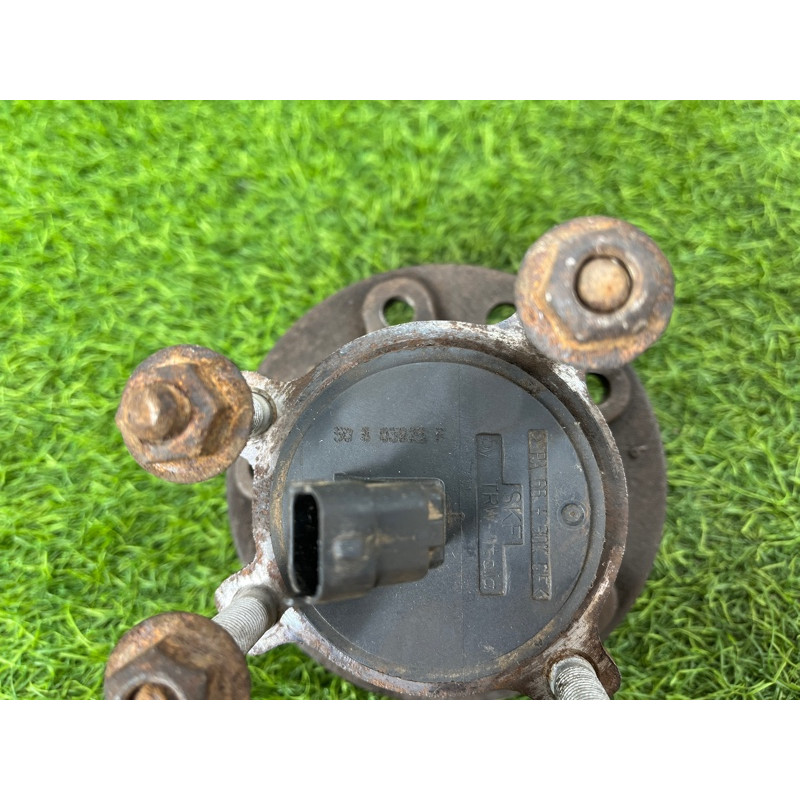 Ступица (подвеска) Opel Vectra C 2005 2.2 SE 24421906