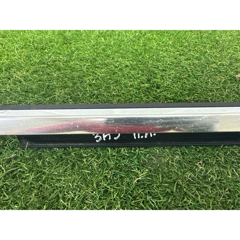 Молдинг стекла (кузов и элементы) AUDI A3 8V 2015 1.8 CNSB 8V5853283B2ZZ