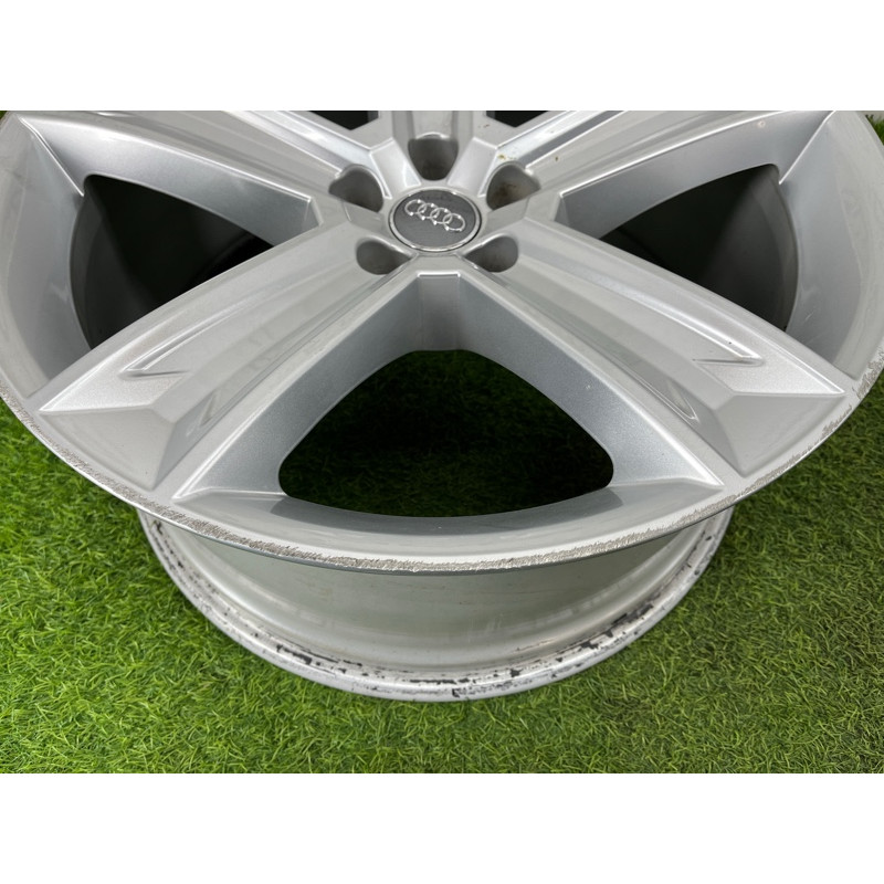 Диск колёсный 5x112 R20 9Jx20H2 ET20 (диски на авто) AUDI Q8 4MN 2019 3.0 TFSi 4M8601025C