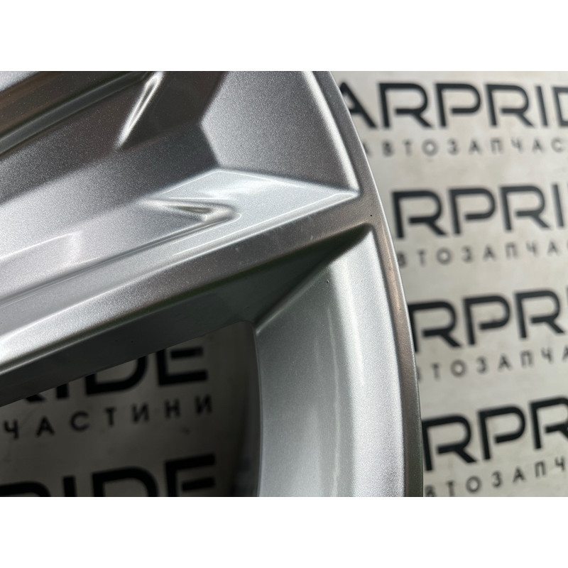 Диск колёсный 5x112 R20 9Jx20H2 ET20 (диски на авто) AUDI Q8 4MN 2019 3.0 TFSi 4M8601025C