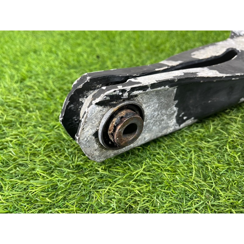 Рычаг подвески (подвеска) Jeep Cherokee KL 68157897ac