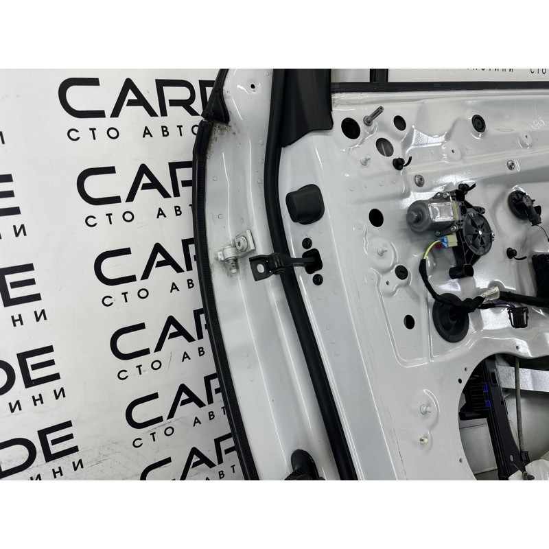 Дверь (наружные элементы кузова) AUDI Q7 4M 2017 3.0 CREC 4M0831052F