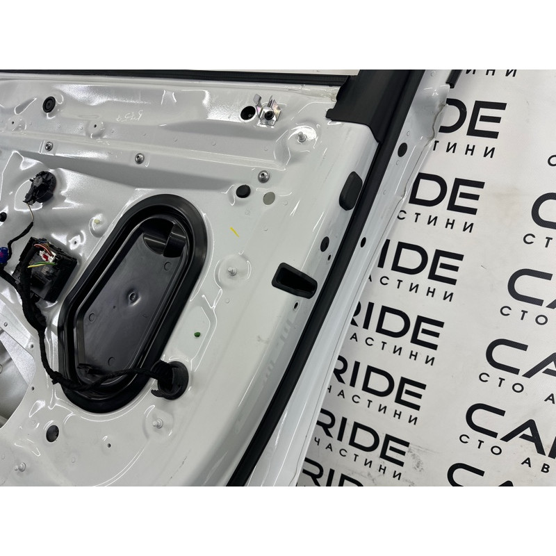 Дверь (наружные элементы кузова) AUDI Q7 4M 2017 3.0 CREC 4M0831052F